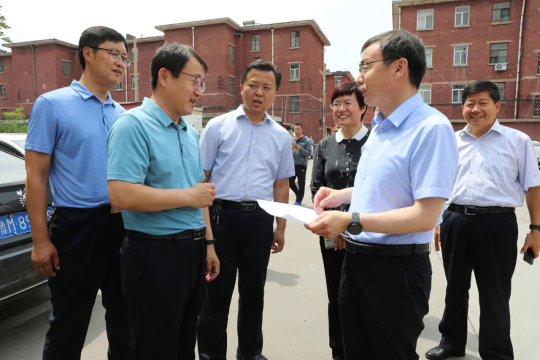邹平市委副书记王东到黛溪街道督导全国文明城市创建工作