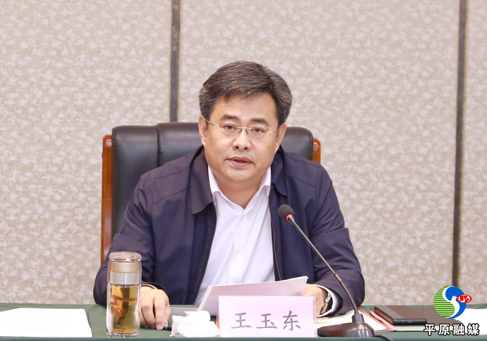 县委常委,人武部部长李世军,县委常委,副县长于春君,县人武部政委赵鑫