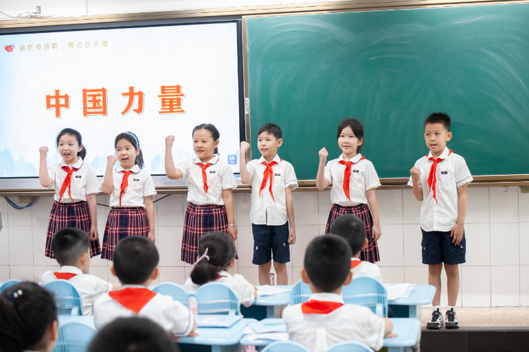 萌娃归来!历下区小学一二年级学生全面复学
