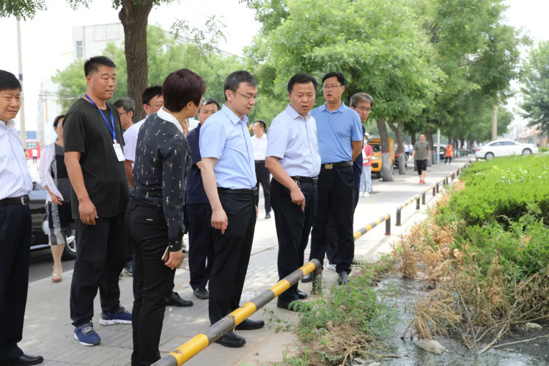 邹平市委副书记王东到黛溪街道督导全国文明城市创建工作