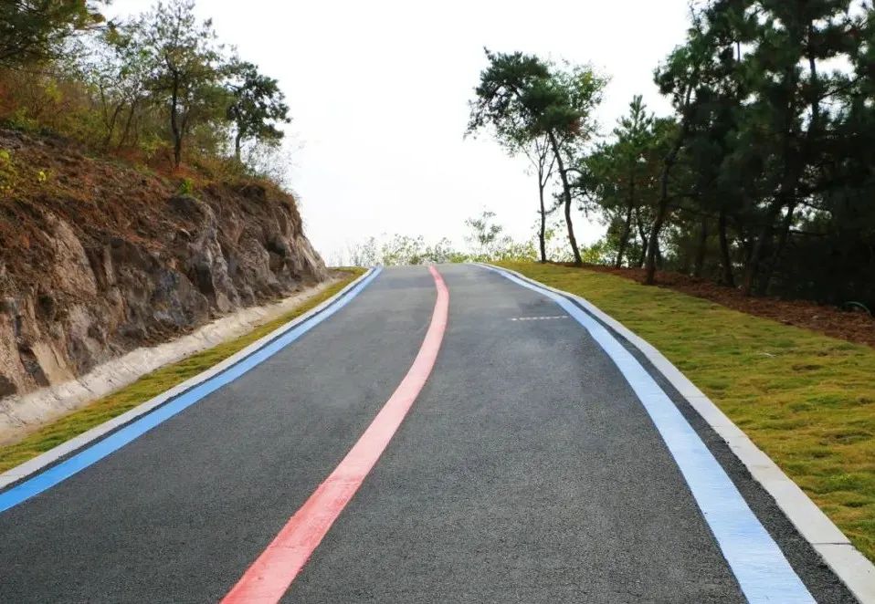 建成诸城南湖片区景区道路再提升刷新旅途颜值新高度