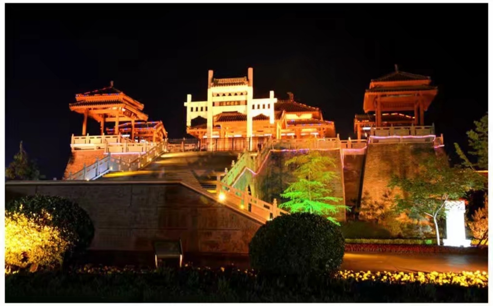 夜景董子文化街.