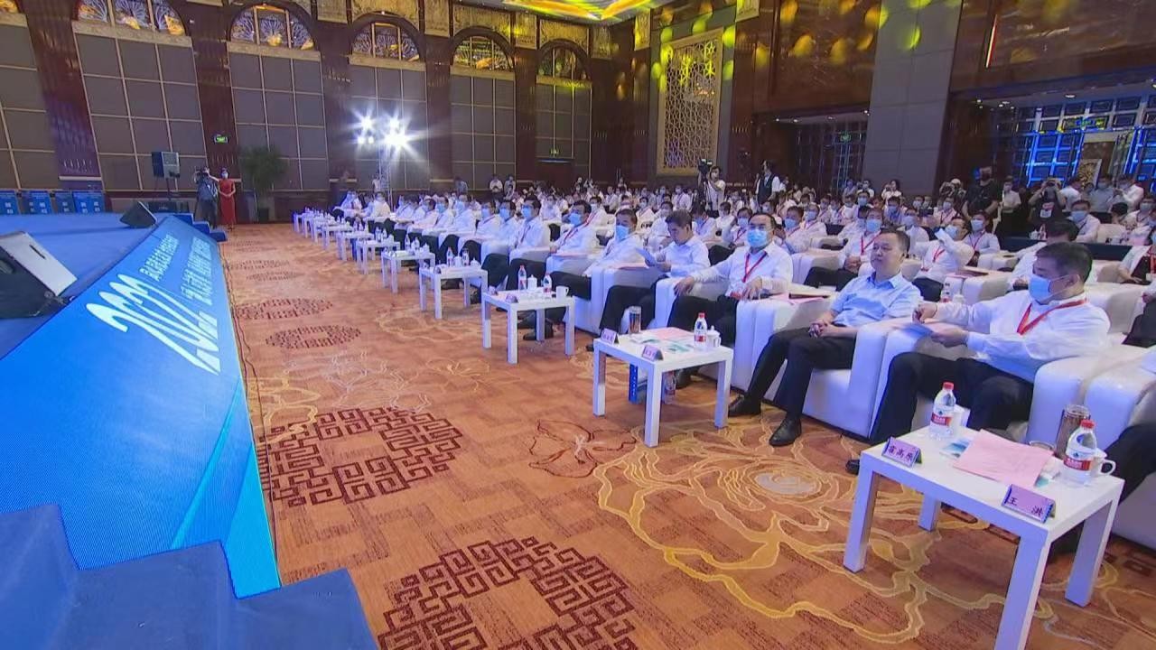 德州市举行“融入京津冀国企德州行”活动集中签约项目40个总投资241亿元