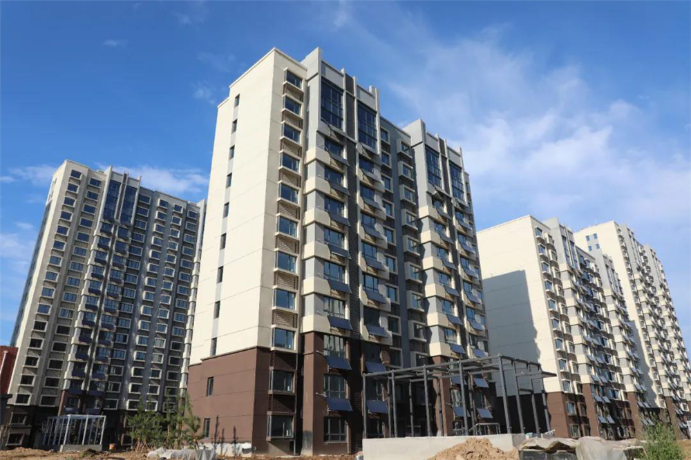 保障性住房建设,就是要尽最大所能为低收入群众打造温馨家园.