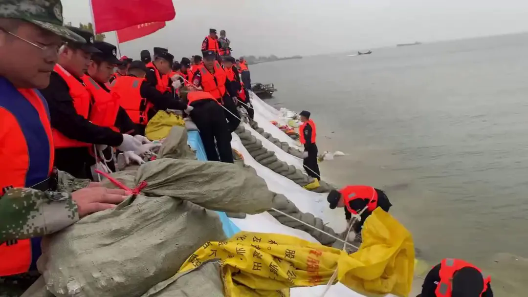 全省受近期大範圍強降雨影響,黃河流域中下游發生較大洪水,黃河山東段