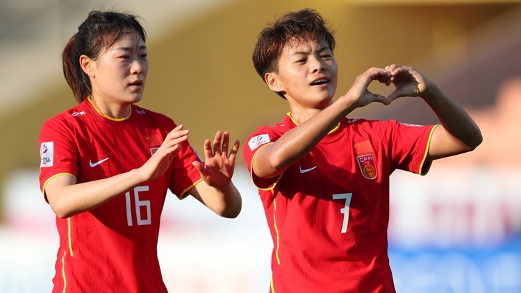 王霜梅开二度 中国女足亚洲杯迎开门红