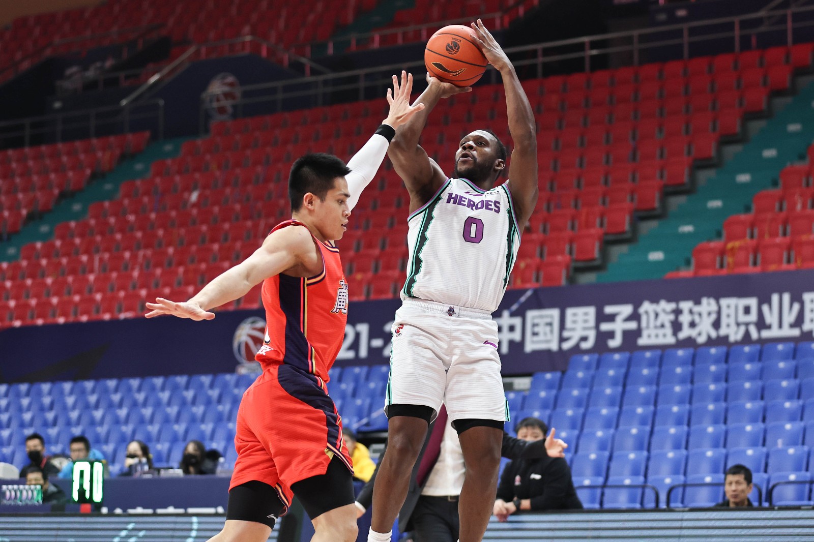 CBA Comprehensive： Zhao Jiwei harvested the first ＂three doubles＂ Xinjiang and Zhejiang continued to lead the broadcast article