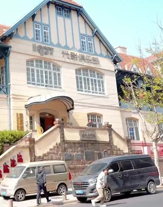 青岛中山路“潮”级变身！五一假期解锁老城区新玩法