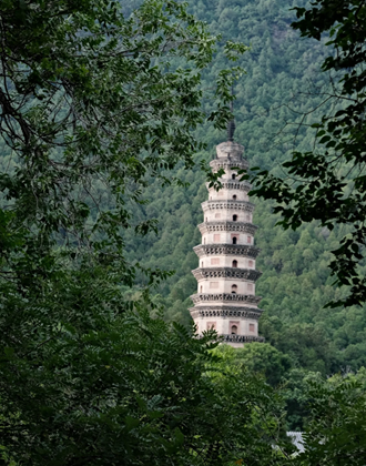 灵岩寺景区邀全球杰迷免费畅游 解锁禅意与青春的双向奔赴