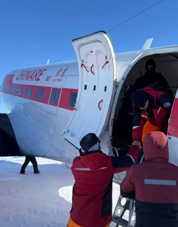 中國南極考察隊成功救援1名俄南極考察站病員