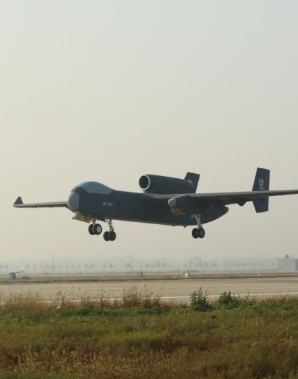 “九天”无人机成功首飞