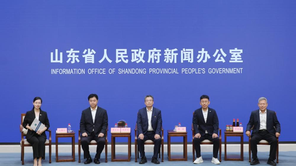 “恪守传承初心 诚信守法经营”记者见面会