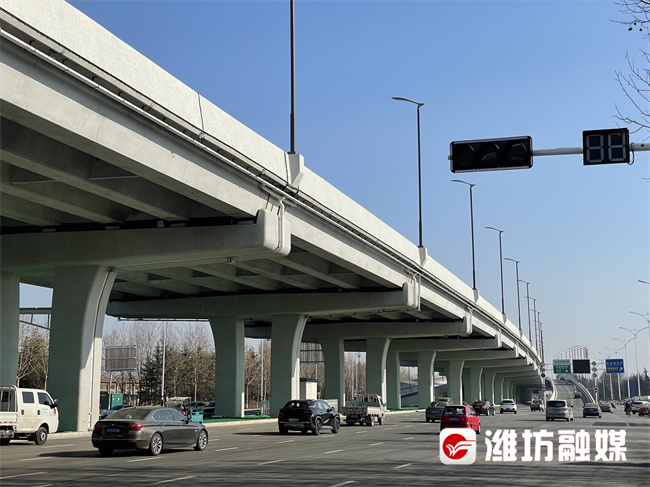 潍坊宝通街高架快速路图片