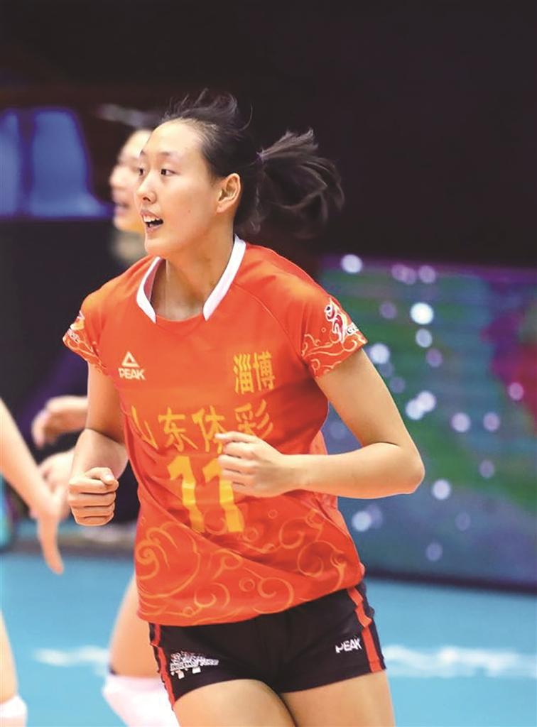 备战世界女排联赛淄博选手杨涵玉入选新一届中国女排名单