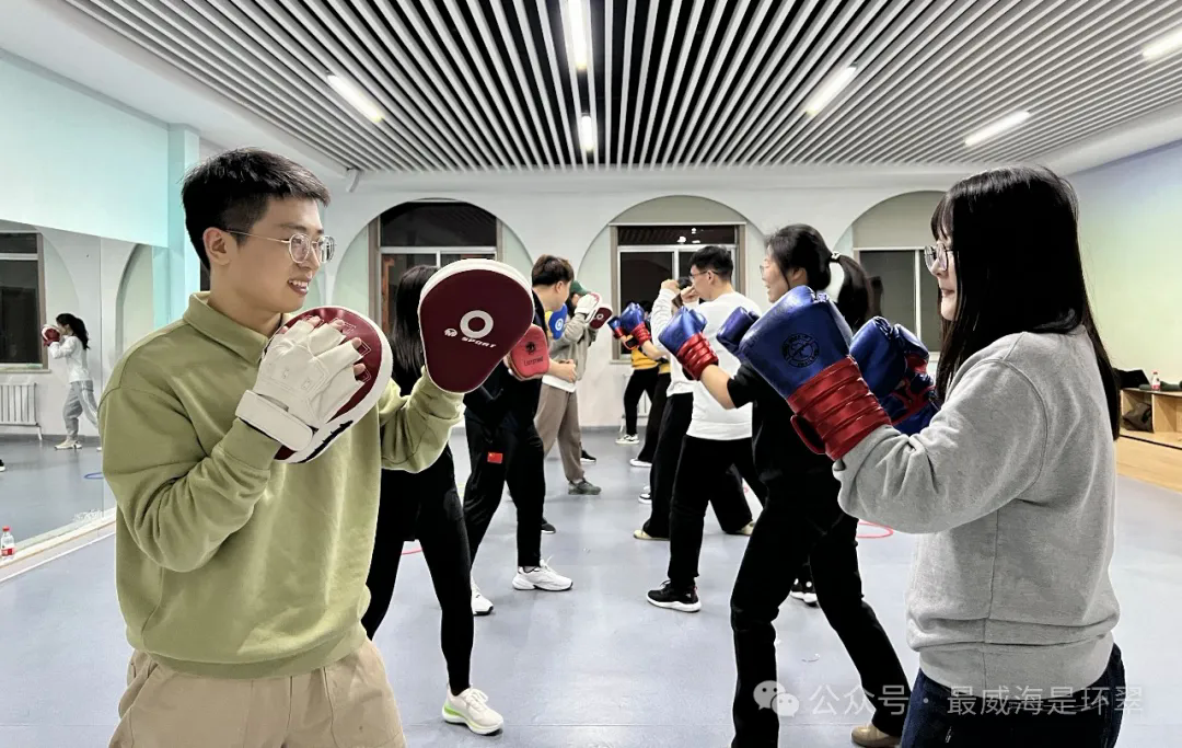 威海环翠低效楼宇变身全龄友好市民学校