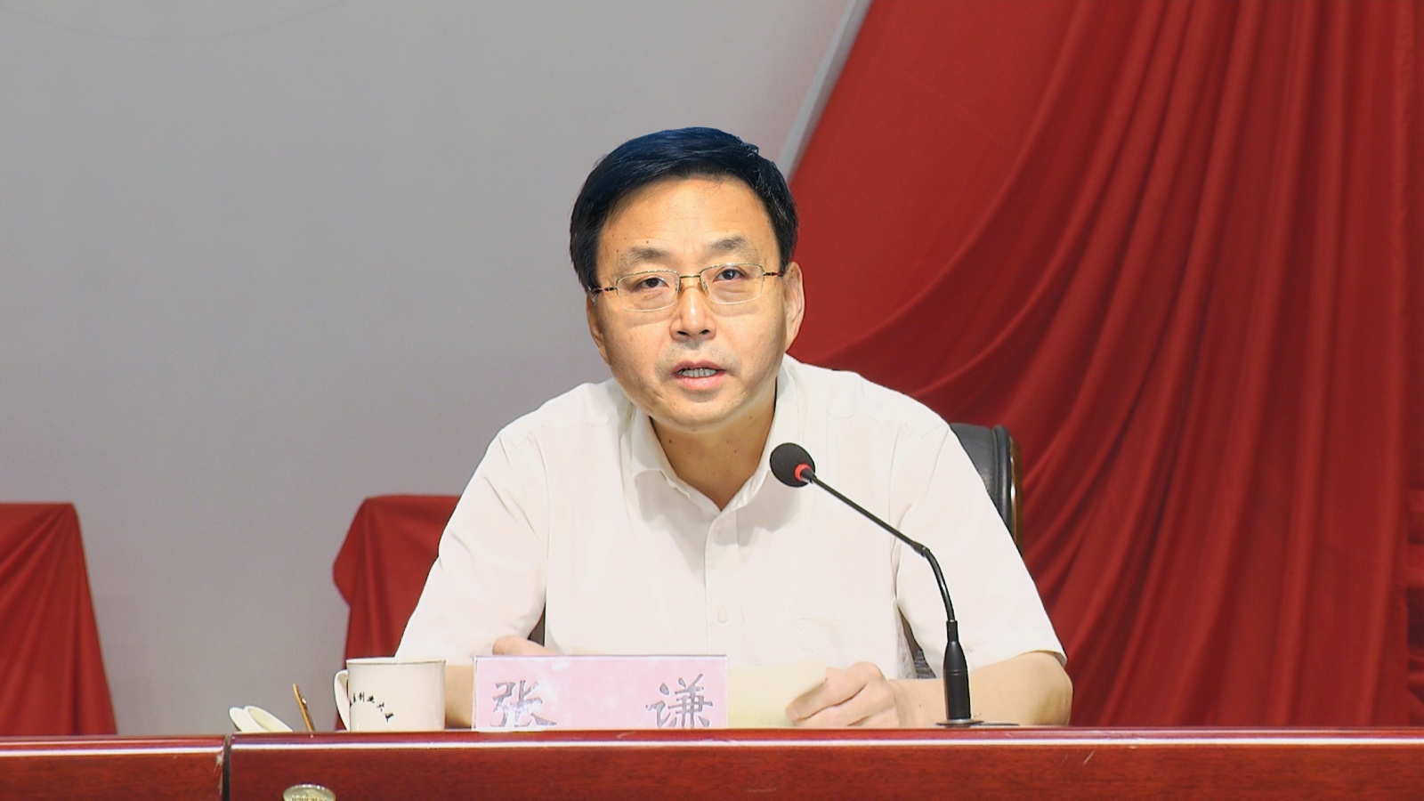 滨城区乡镇领导班子换届工作会议暨换届工作业务培训会召开