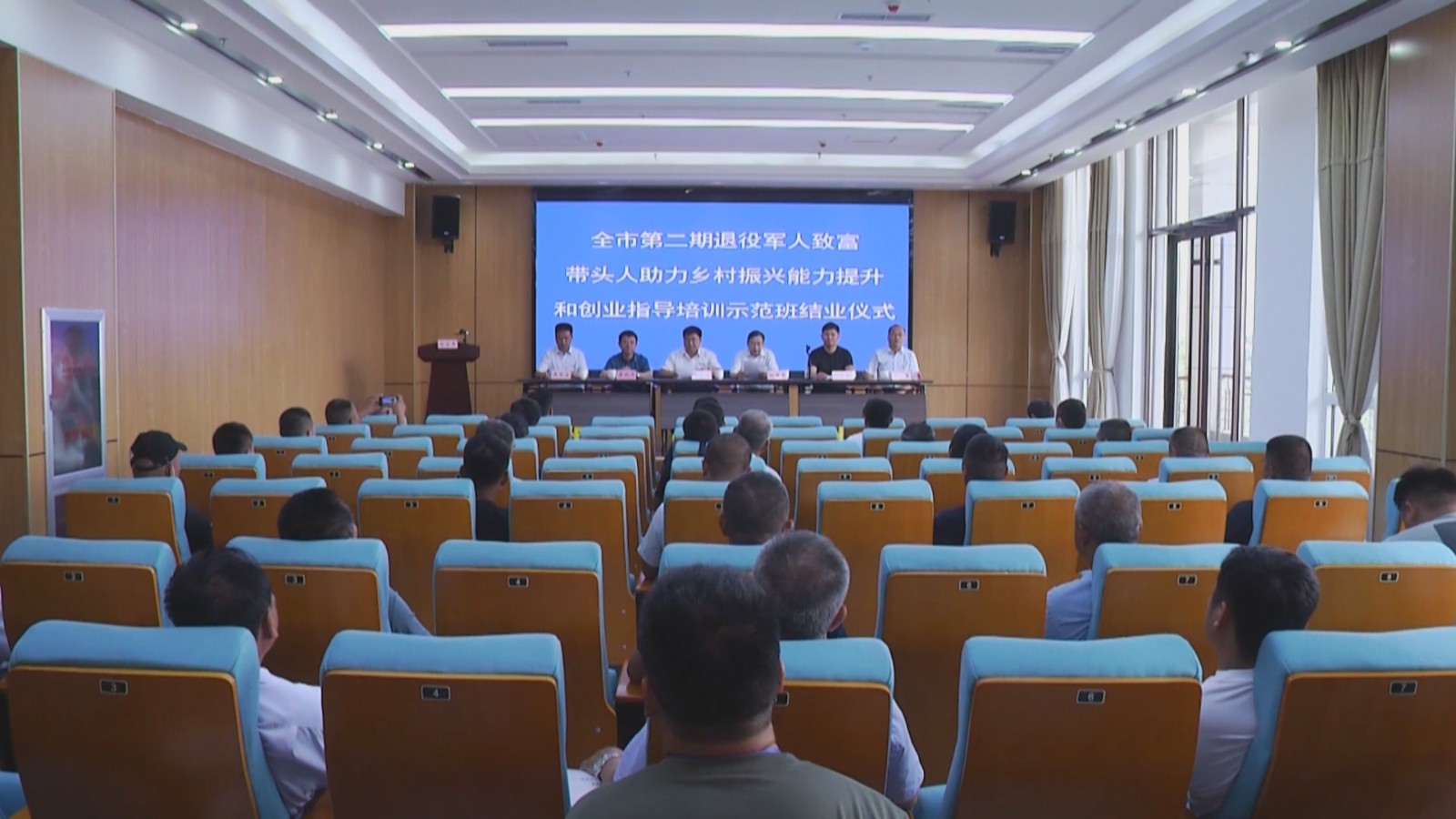 ȫ�еڶ������۾����¸���ͷ����������������������ʹ�ҵָ����ѵʾ�����ҵ��ʽ����������20220626_161433