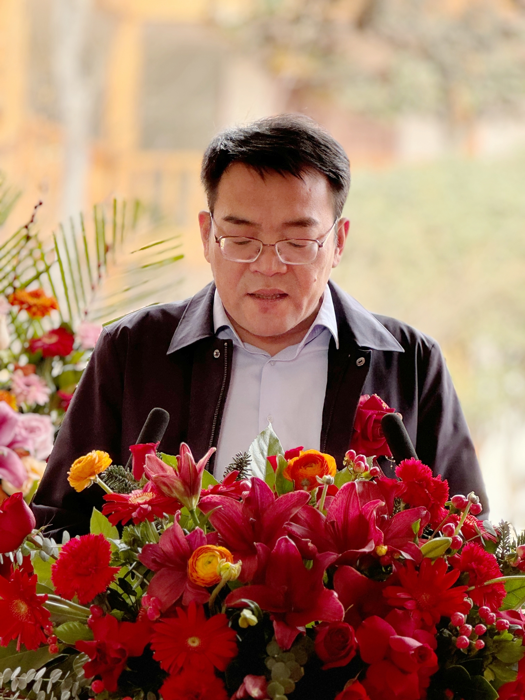 —卢典胜大沽河揽胜百米长卷手指画系列