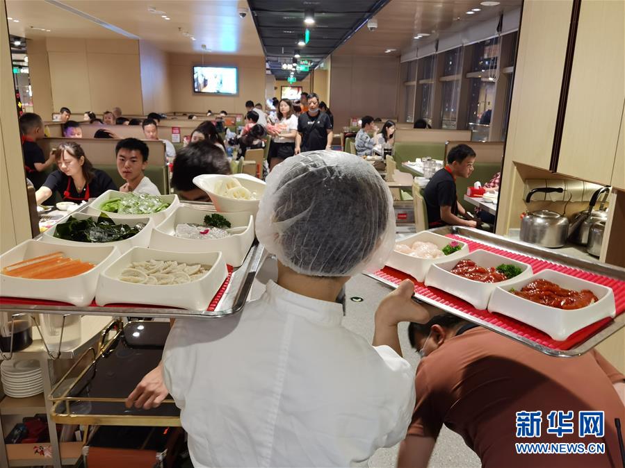 （在習(xí)近平新時代中國特色社會主義思想指引下——新時代新作為新篇章·習(xí)近平總書記關(guān)切事·圖文互動）（2）珍惜盤中餐，狠剎浪費風(fēng)——各地積極行動堅決制止餐飲浪費