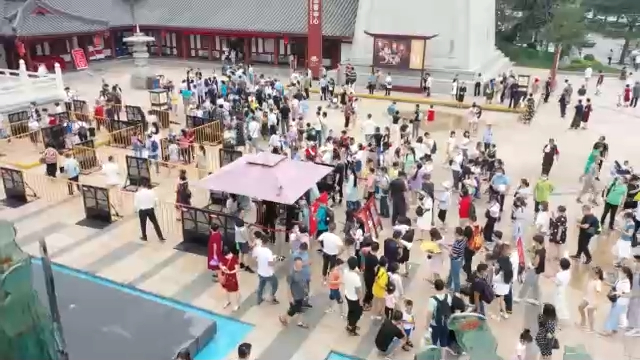 “雙節(jié)”將至 公安部多舉措保障社會(huì)治安和交通秩序平穩(wěn)有序