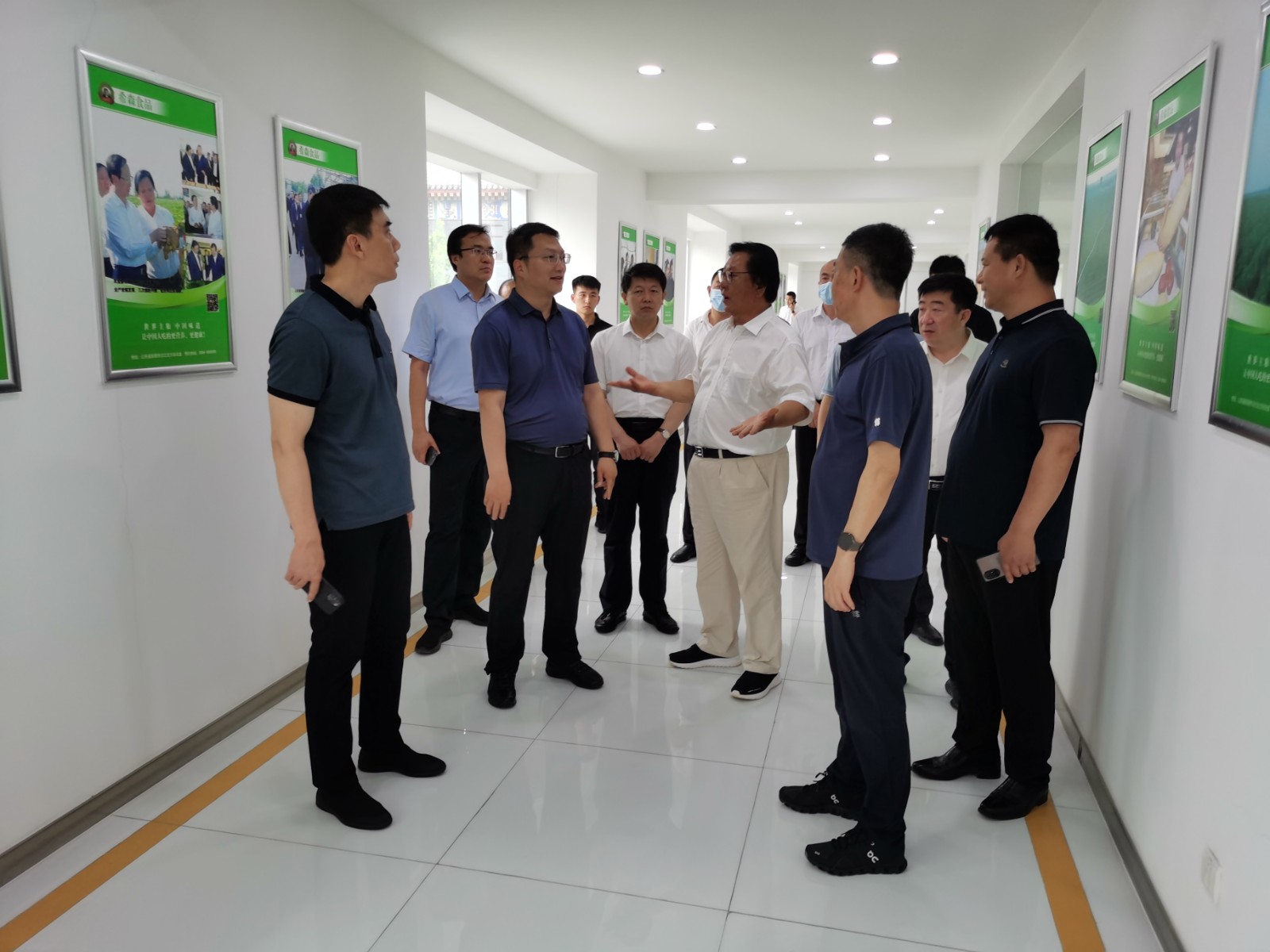 7月3日,内蒙古乌兰察布市委常委,副市长云鹏刚一行来