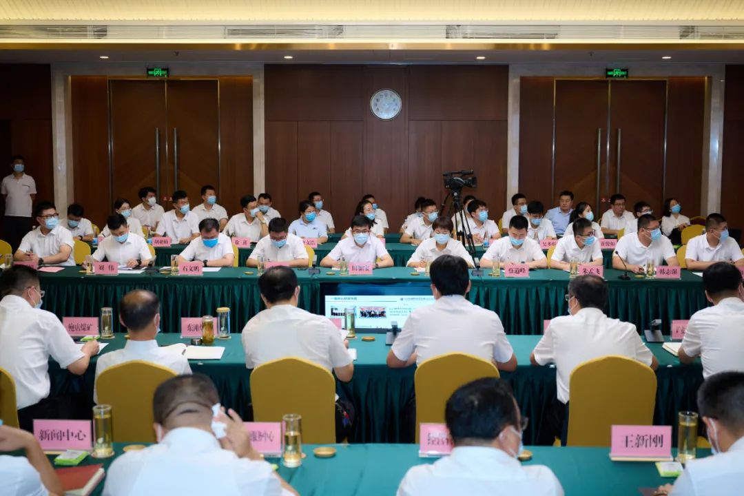 文章最后大学生消息配图.jpg