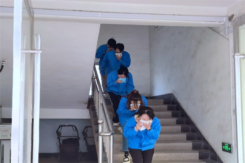 物供中心