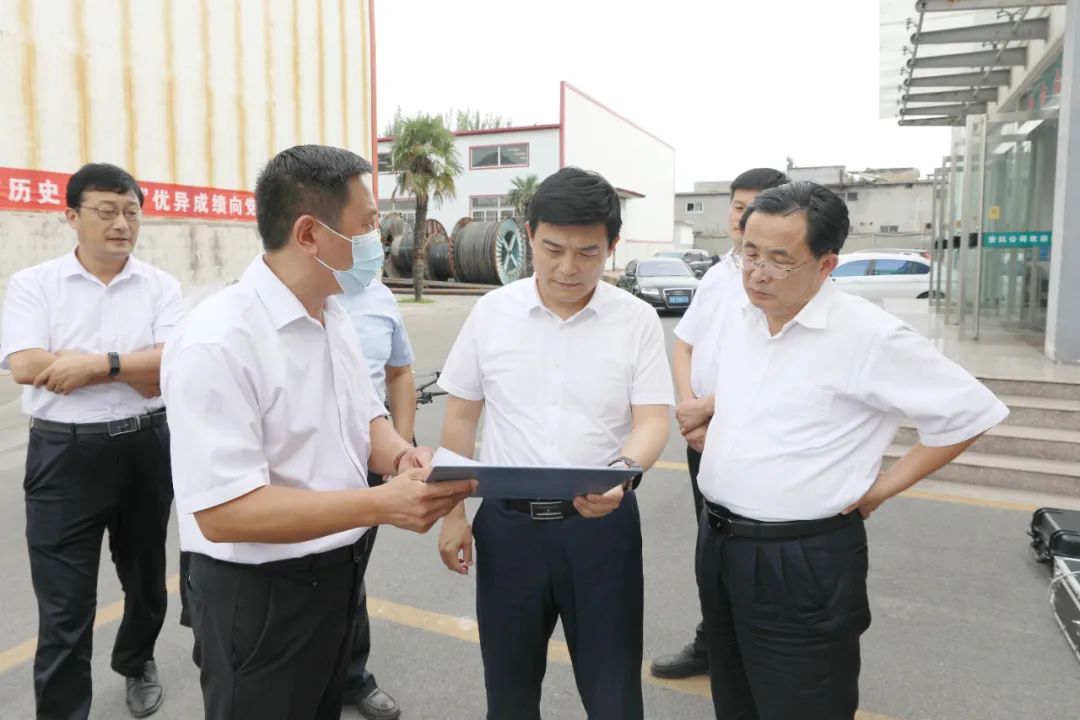 李文调研微信用图 (1).jpg