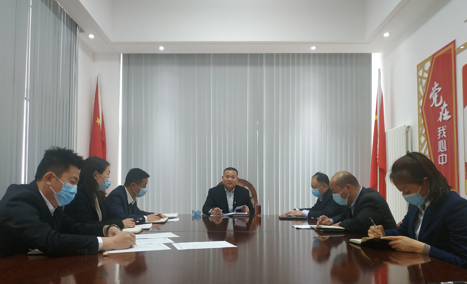 青岛盛隆公司：召开12月份党总支理论中心组学习暨务虚会20211220