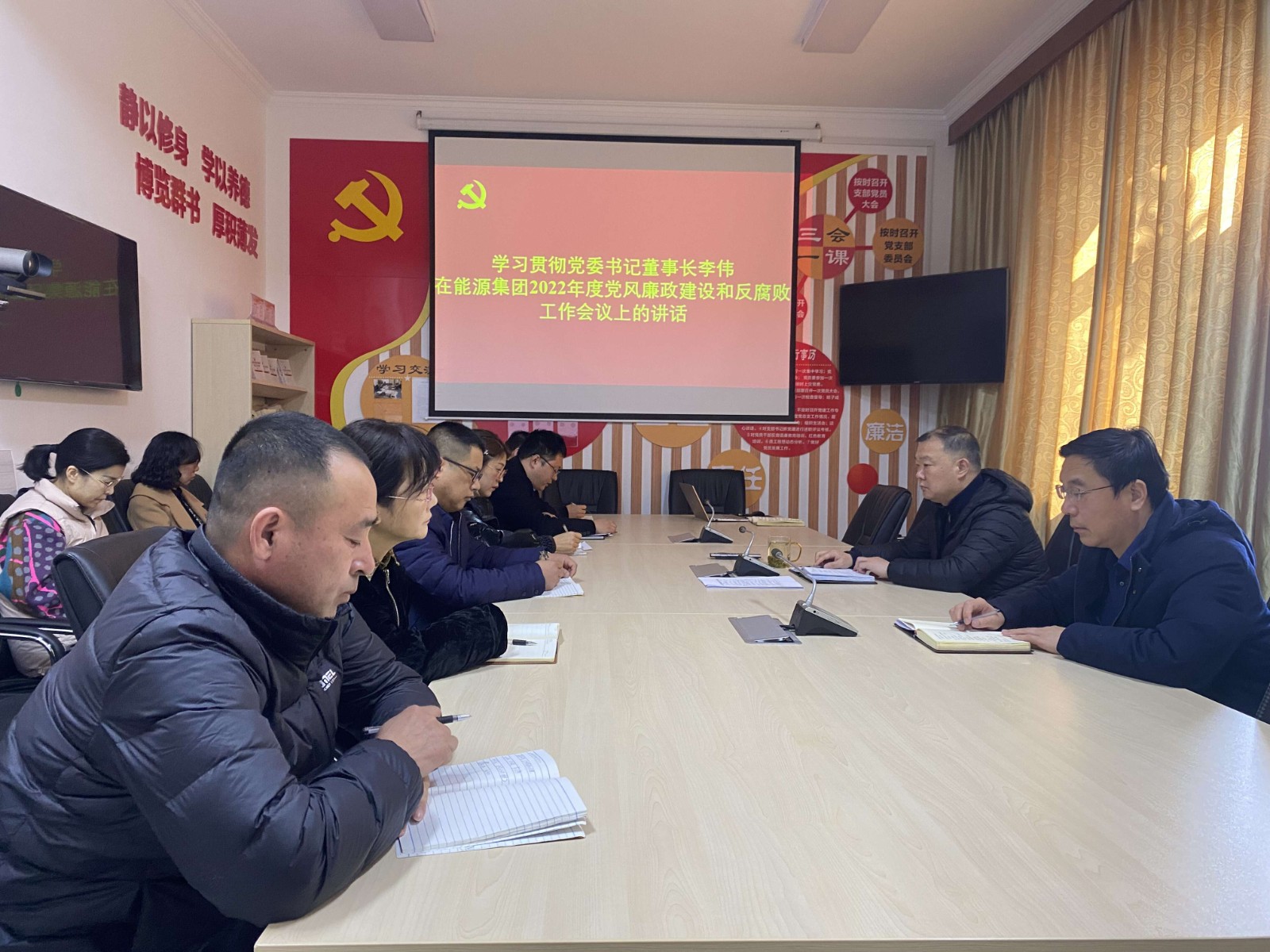 JX7}J8`RM_4X4S[}8UT`O2X