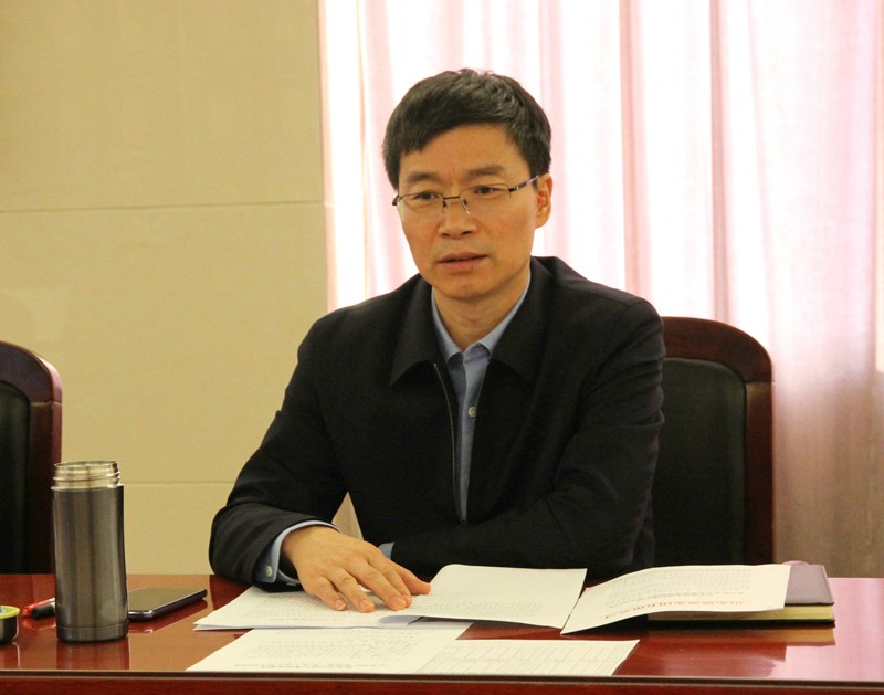 中心组学习张延伟