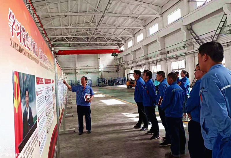 “领导干部上讲堂”，党史学习研讨在现场（图片1）