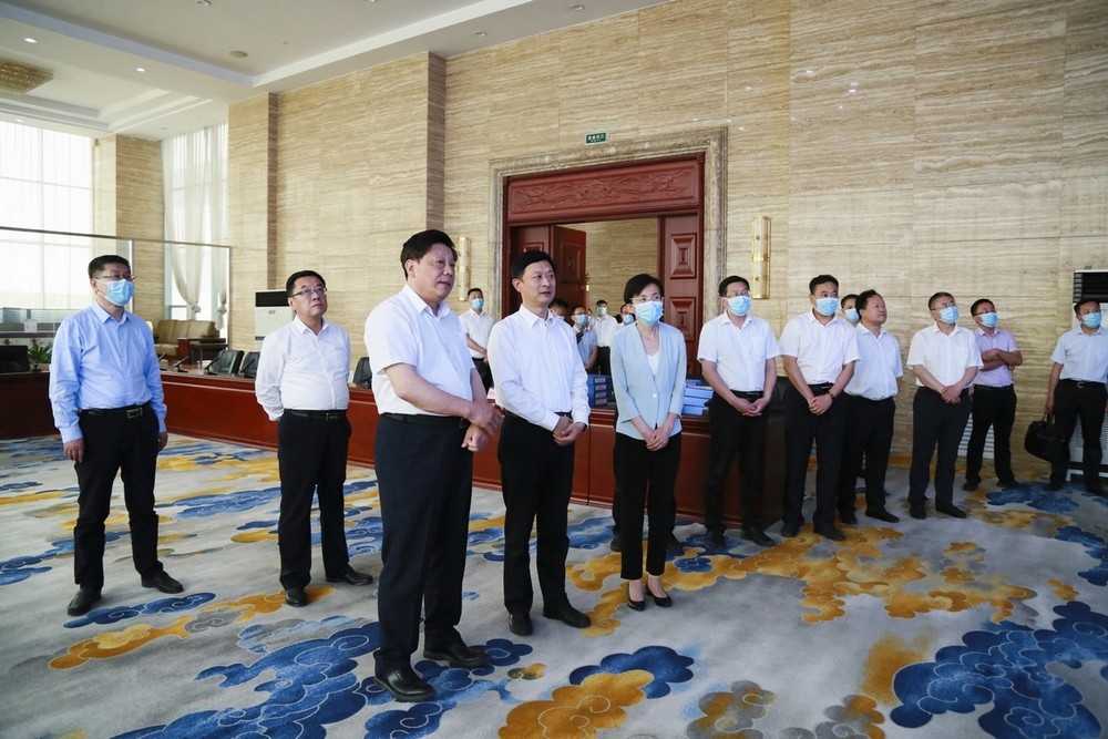 于5