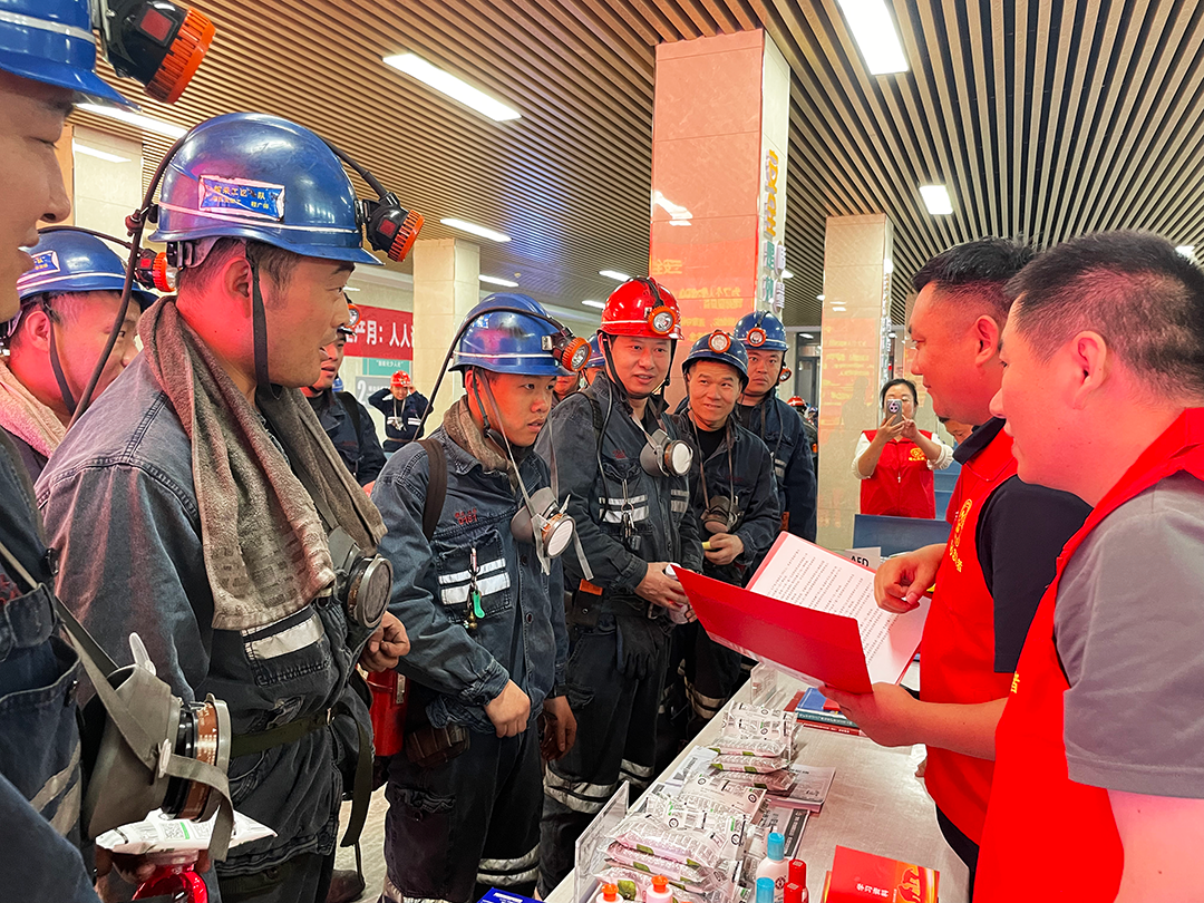 转龙湾煤矿摄影 | 吴晓娟营盘壕煤矿摄影 | 程子翔金鸡滩煤矿摄影