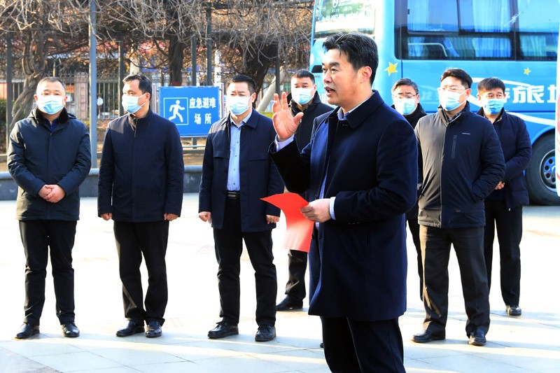 矿领导刘海全,郑金录,王庆波,惠凡光,李国锋,谢华东  