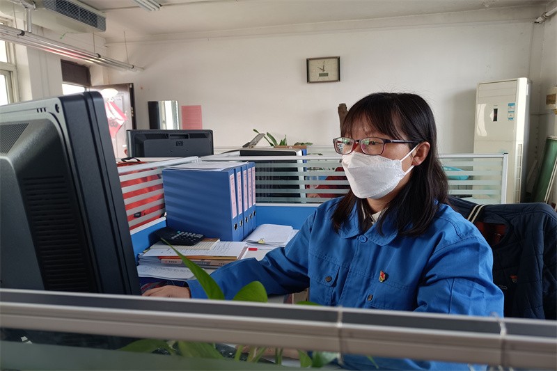 赵丹