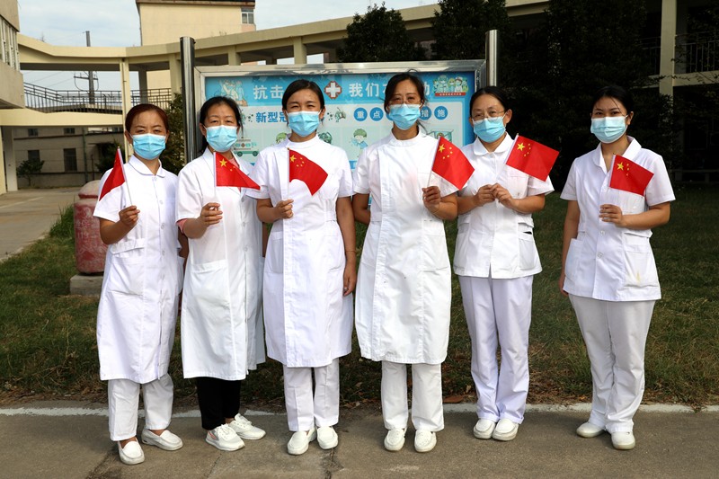 我和国旗合影照片