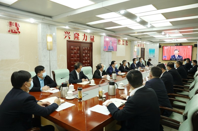 党委中心组成员集中收看党的二十大开幕盛况