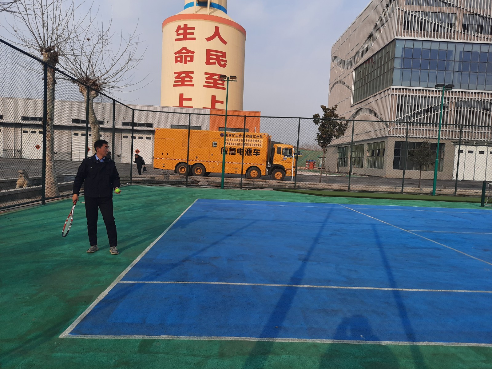 D74A6B78716183FE5CFCC9F4348A4402