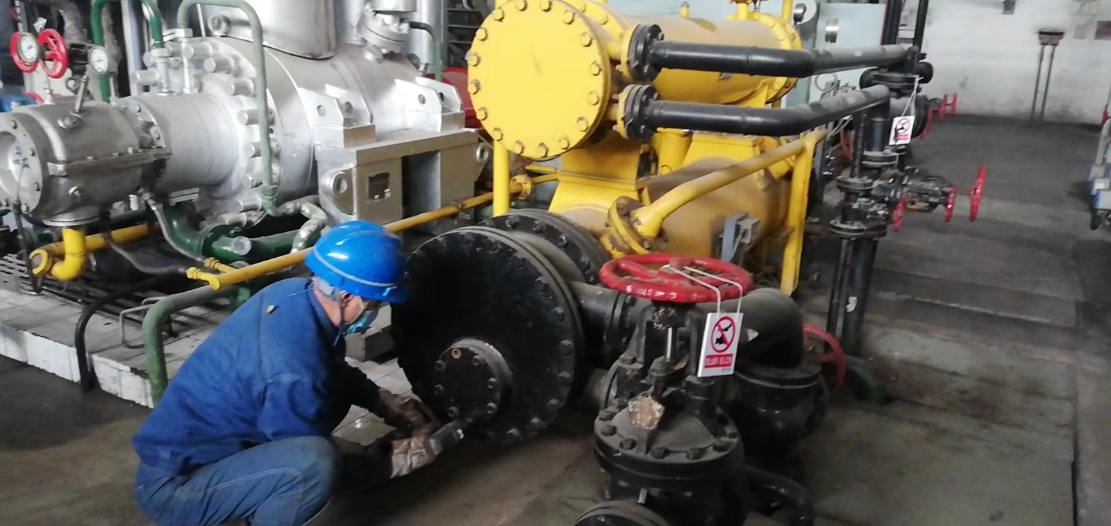 4ea550758670814d56baf88870c3247