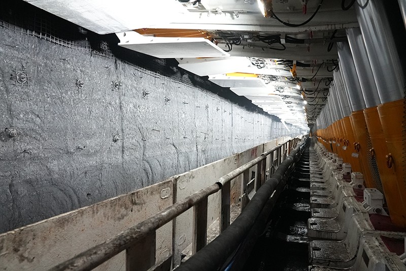 7转龙湾煤矿23110工作面安装达标