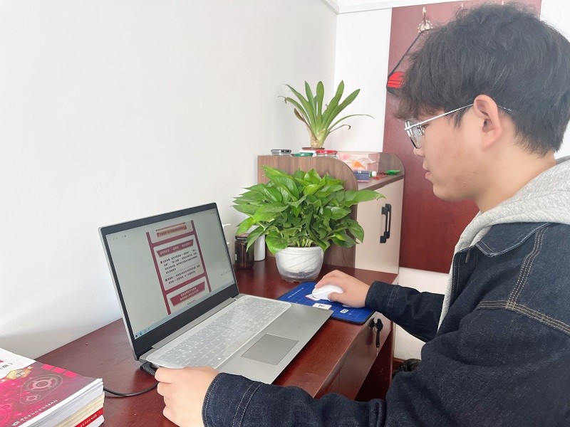 刘凤桐
