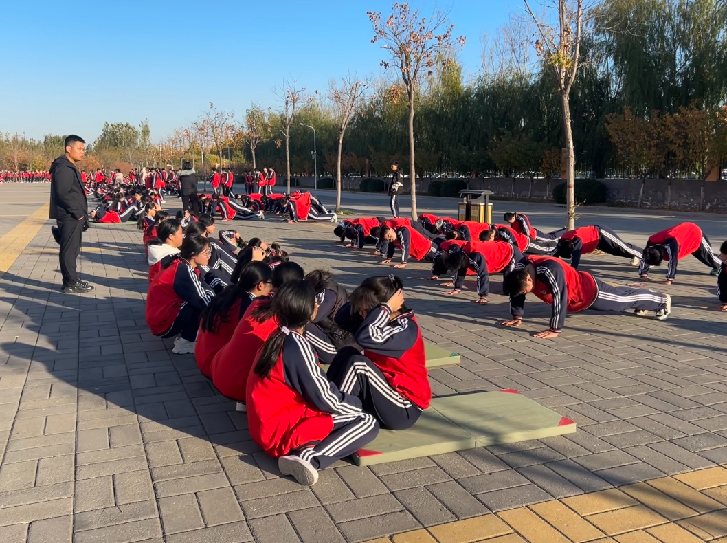 阳光大课间,活力满校园