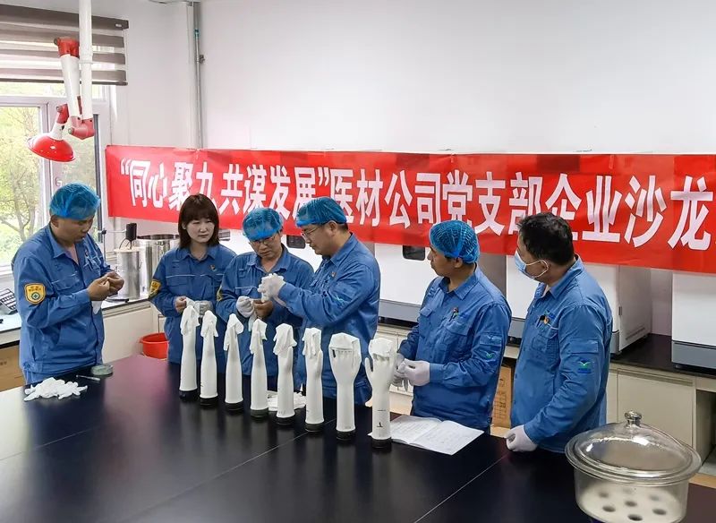 15b22b54bb715f53965d4e5316b6c7d.jpg 图片