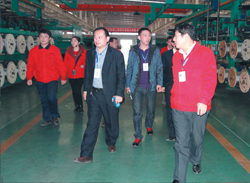 某电力公司客户到公司洽谈业务